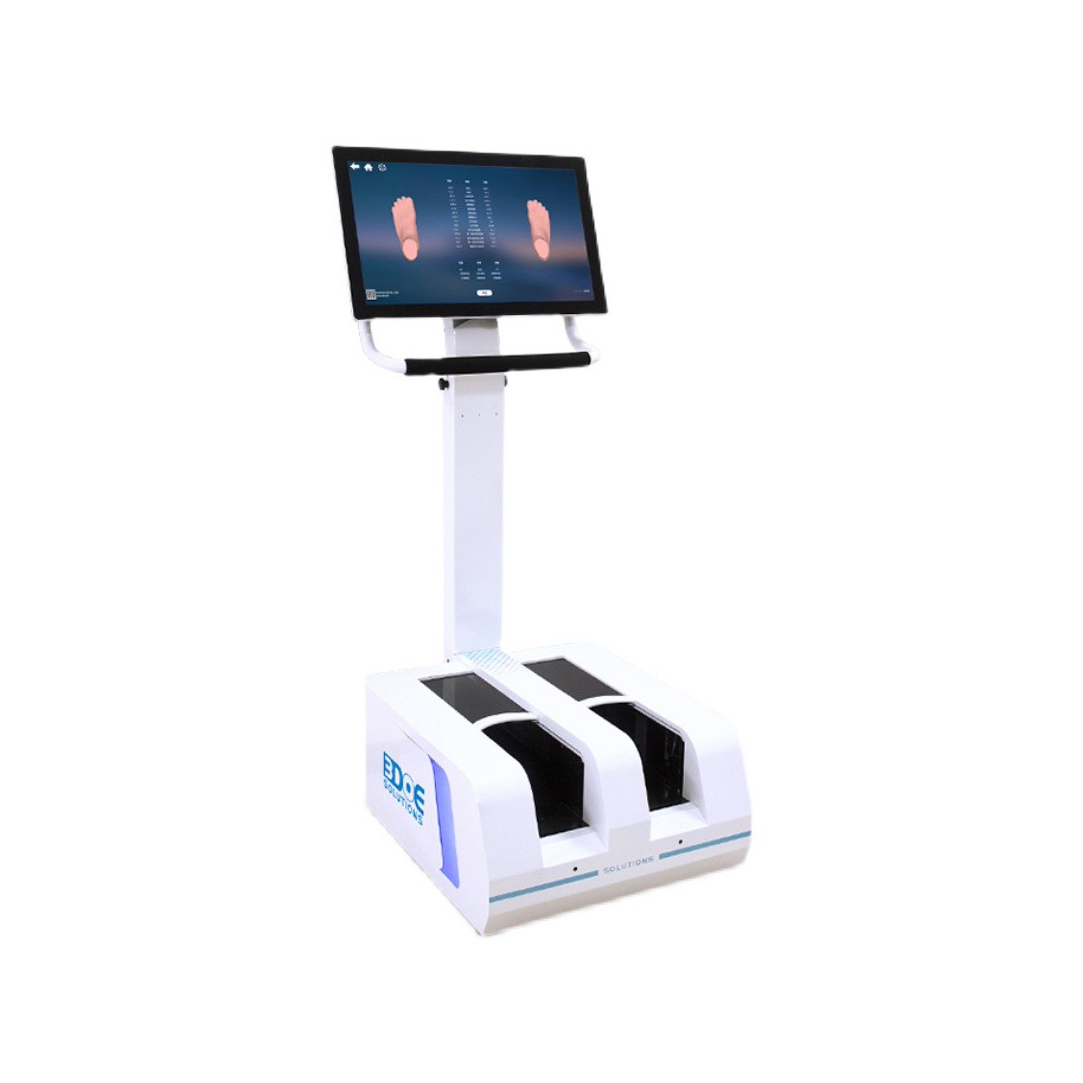 ���ʹ��3D����ɨ���Ƕ��Ʊ�ƽ�����Ь��