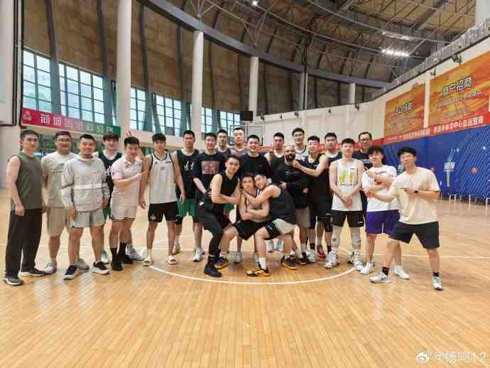 杨鸣：大家都很珍惜四年一次为家乡出战的机会 全运会正赛见