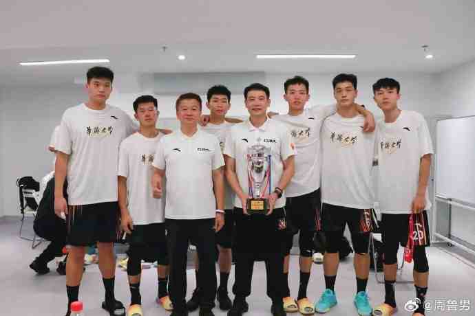 邢尊明：华大男篮招生不如清北等 看中的学生985一个招呼就能撬走
