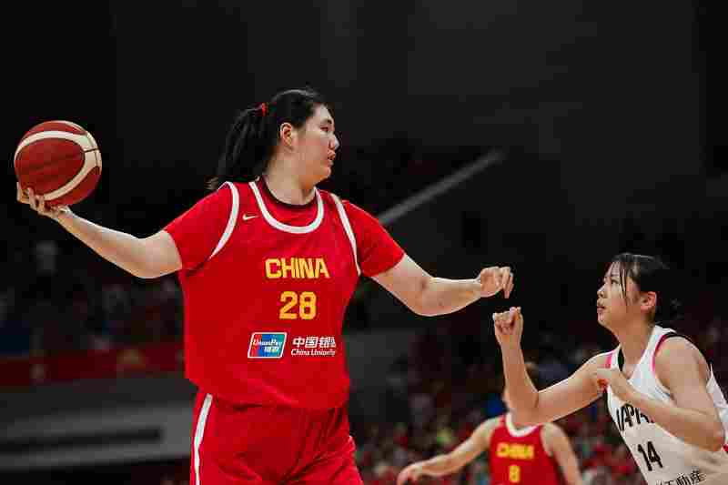 中国女篮亚洲杯半决赛对手确定！日本77-62击败新西兰 田中心17+4